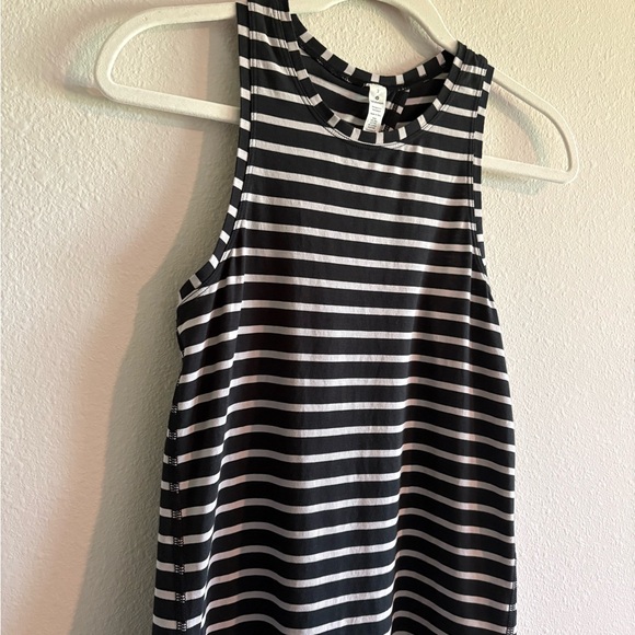 Lululemon All Tied Up Tank Top High-Neck Open-Back Women’s 2 Black/White Stripes - Picture 5 of 9